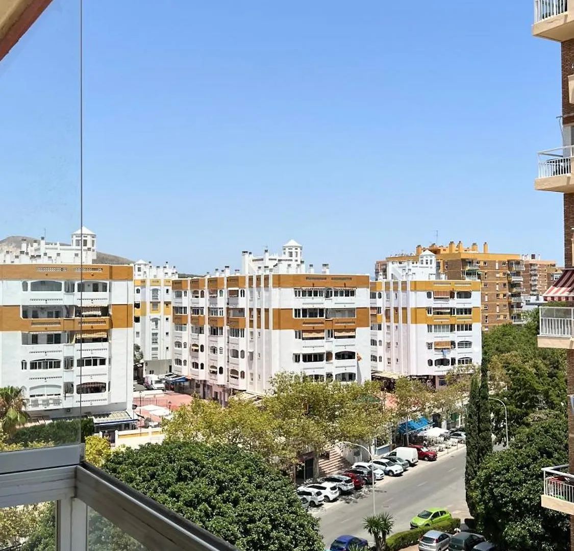 Apartamento Vista A La Playa, Cerca Del Centro Con Piscina Benalmádena España